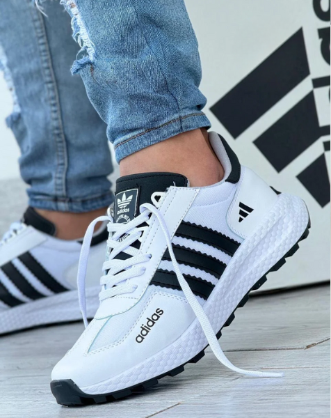 Нови trainers (леки маратонки)